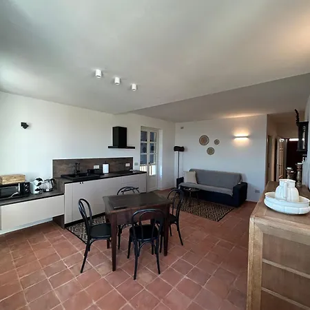Ristorante Garibaldi מלון 3*