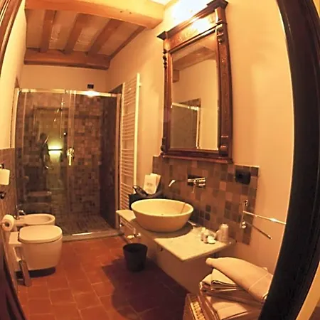 Отель Ristorante Garibaldi 3*