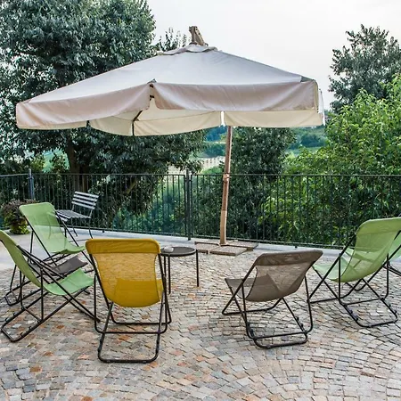Ristorante Garibaldi מלון Cisterna dʼAsti